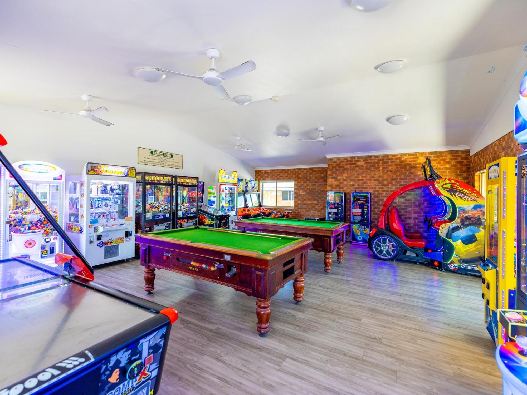 Nrma Blue Dolphin Yamba Holiday Resort エクステリア 写真